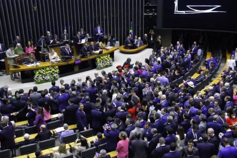 Deputados federais catarinenses tomam posse