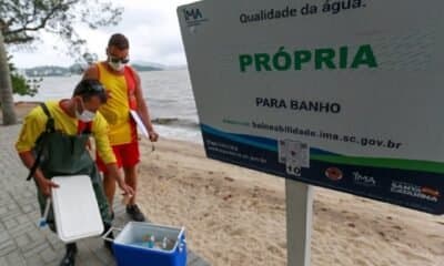 Novo relatório aponta praias de Laguna próprias para banho