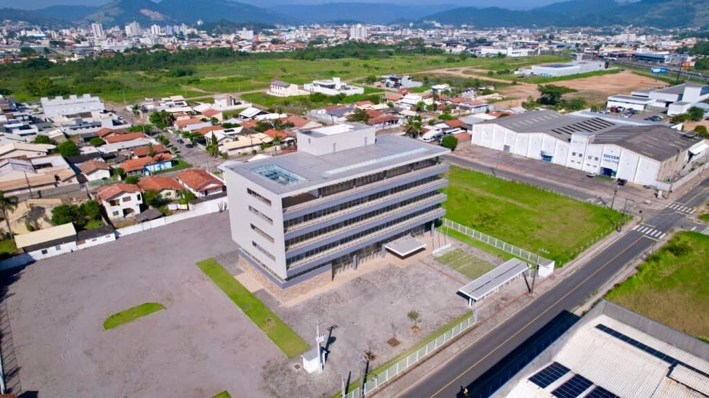 Centro de Inovação de Tubarão tem 80% das salas reservadas