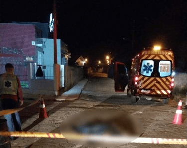 Homem de 28 anos é assassinado em via pública de Laguna