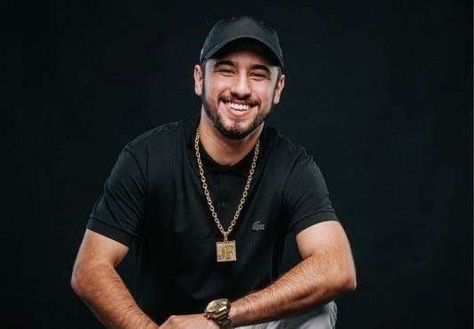 DJ Jonatas Felipe é a atração da Hangar 737 nesta sexta-feira (12)