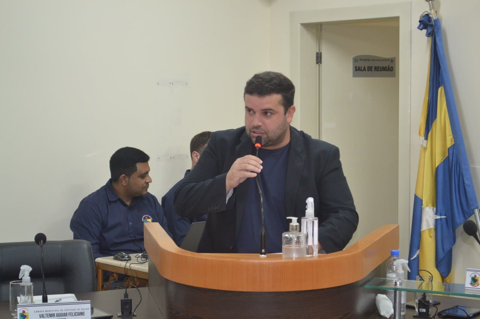 Relator emite parecer favorável ao impeachment do prefeito de Capivari