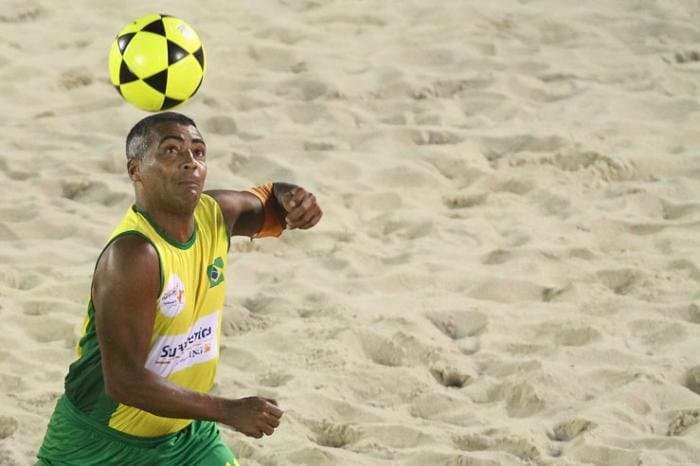 Romário é atração confirmada no Futevôlei das Estrelas, na Praia do Mar Grosso