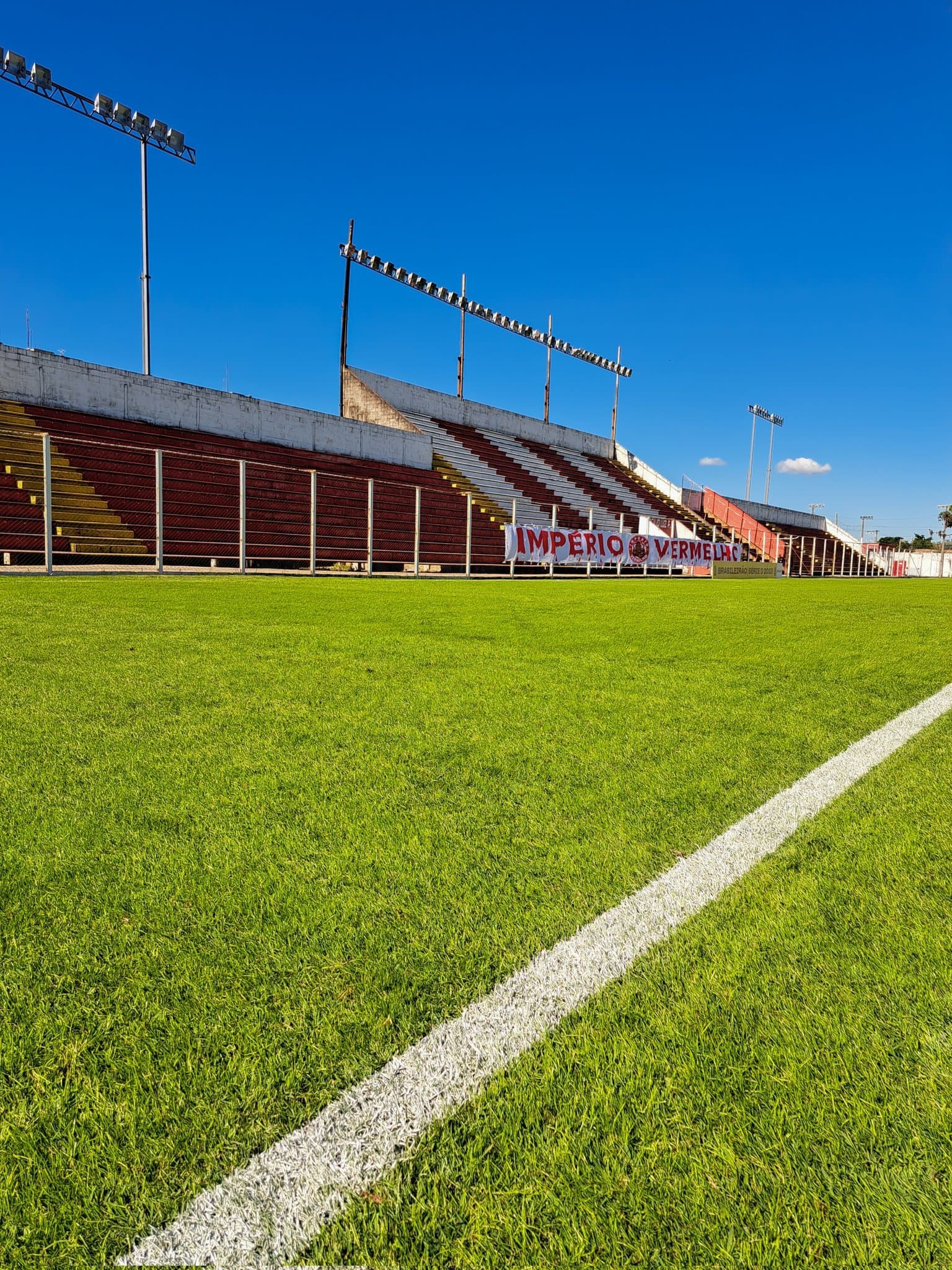Horário da partida de volta entre Hercílio Luz e Ferroviária não é alterado