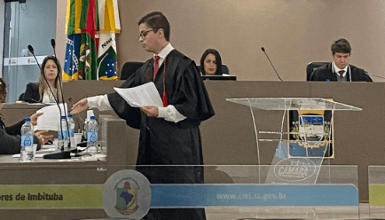 Morador de rua é condenado por tentar matar colega com golpes de facão e pedradas