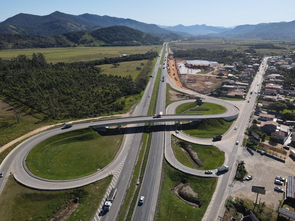 BR-101 terá bloqueio provisório para obras em Imbituba