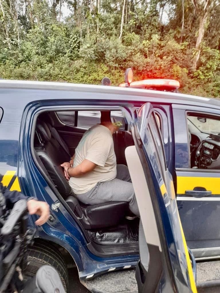 Professor que sequestrou aluna de 12 anos é preso; menina estava dopada no cativeiro