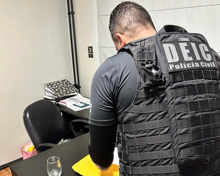 Mandados são cumpridos em cidades da região em operação ligada a processos de iluminação pública