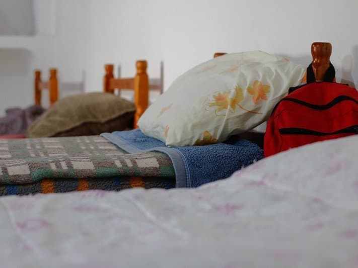 Abrigo é oferecido para pessoas em situação de vulnerabilidade social