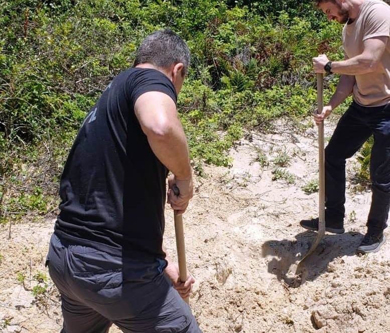 Trio que forçou jovem a cavar a própria cova é condenado a mais de 60 anos de prisão