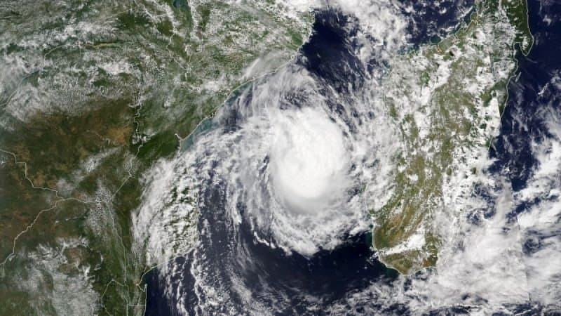 Ciclone extratropical deve atingir SC nesta quinta-feira (14)