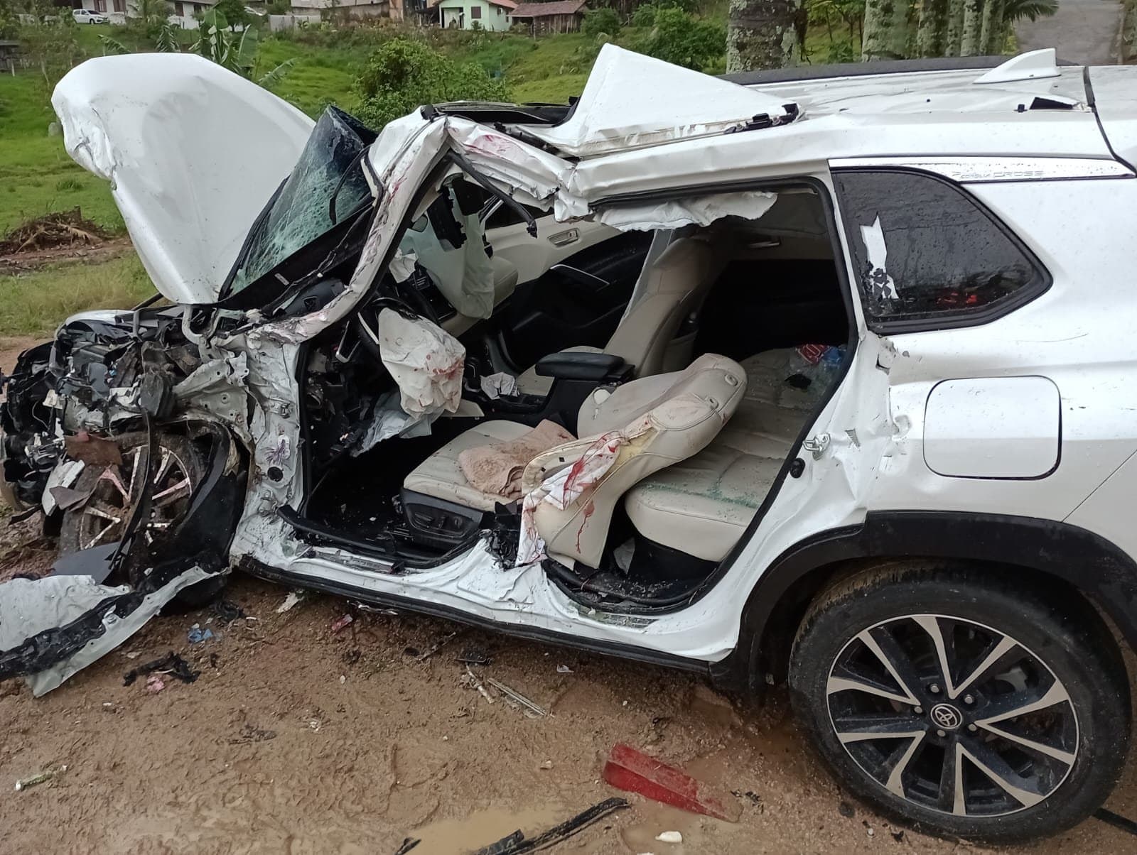 Duas pessoas morrem após acidente em Gravatal