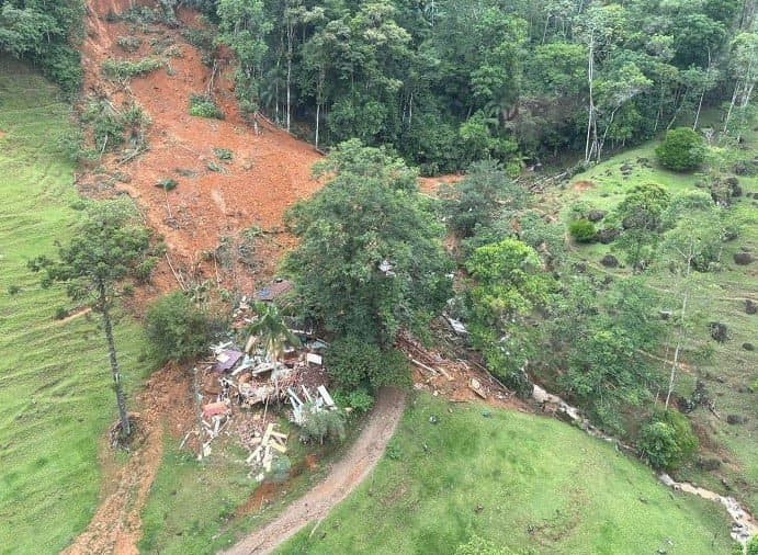 Defesa Civil alerta para riscos de deslizamentos em todo o estado