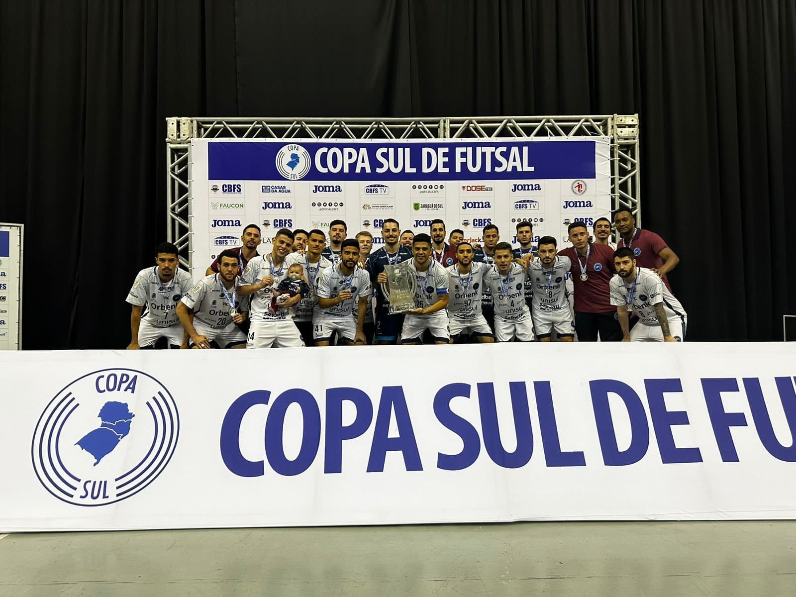 COPA SUL: Tubarão Futsal é superado pelo Jaraguá e fica com o vice-campeonato