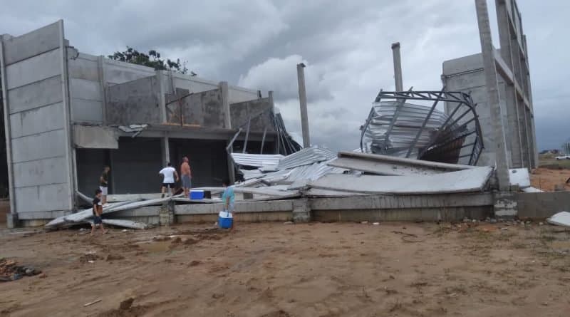 Mais de 40 ocorrências foram atendidas pela Defesa Civil de Tubarão sábado (11)