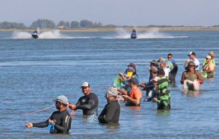 MP e Marinha são acionados para fiscalizar excesso de velocidade de jet skis em Laguna