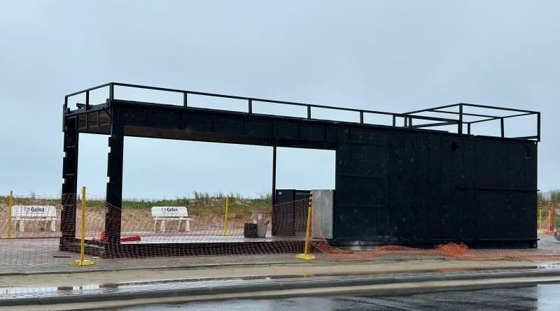 Orla do mar grosso recebe o primeiro quiosque de contêiner