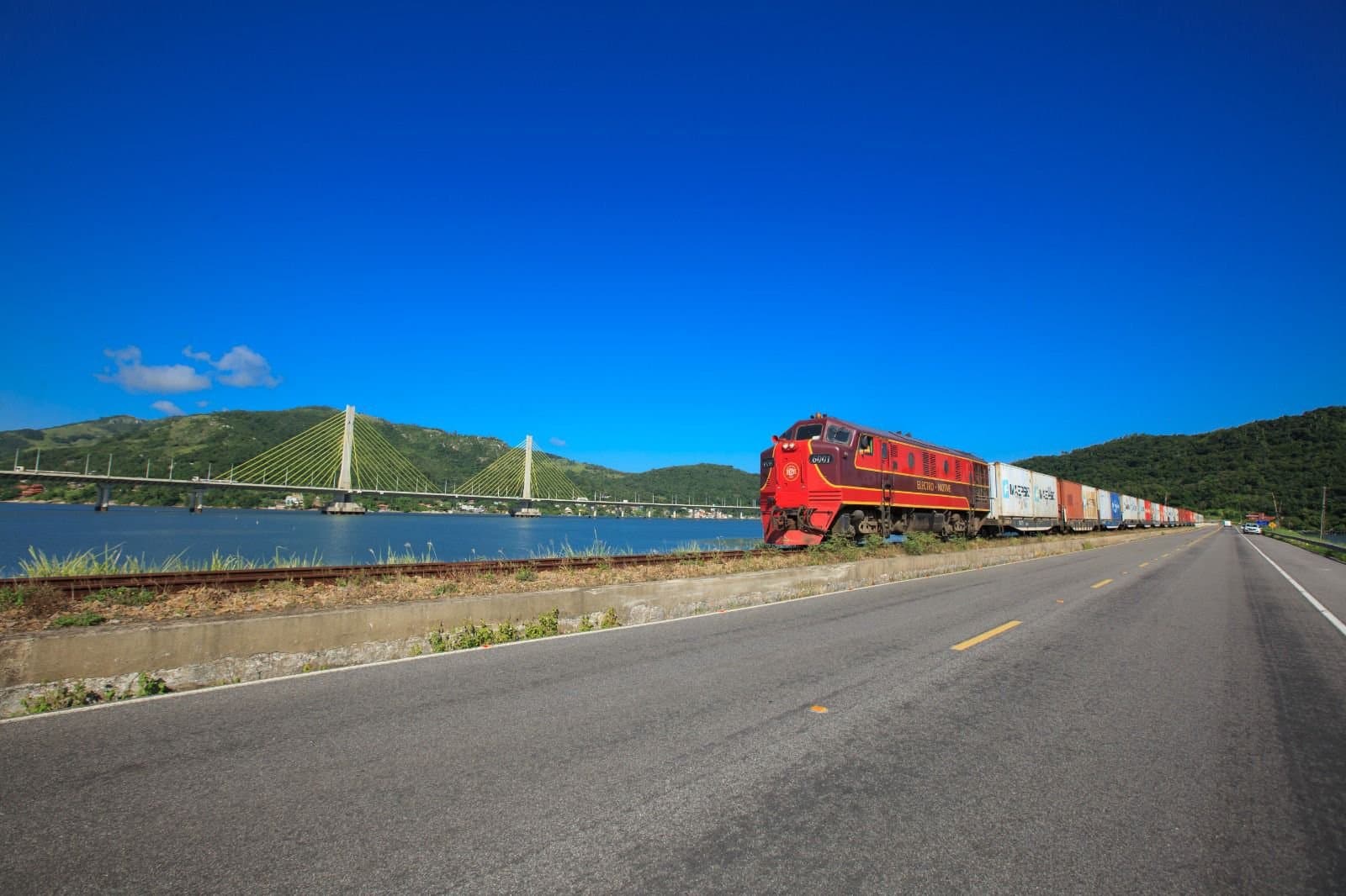 Ponte ferroviária de Cabeçuda passa por inspeção