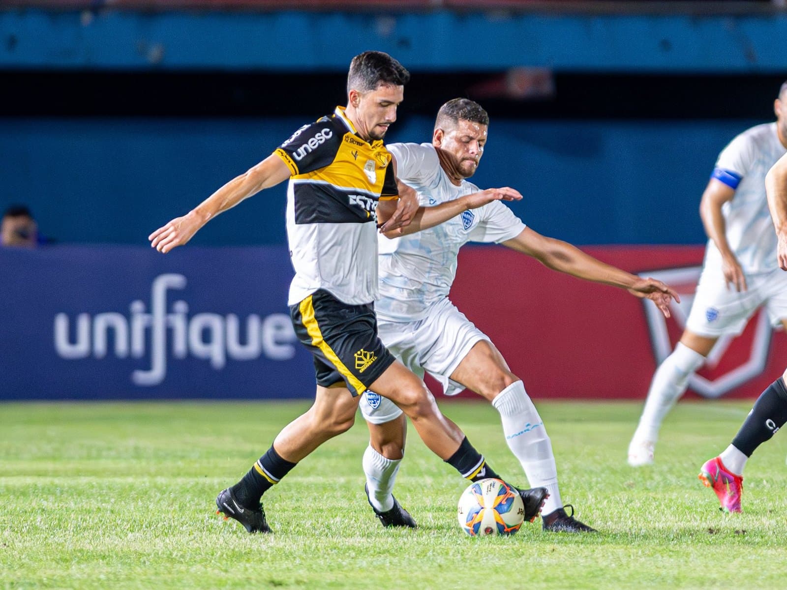 CATARINENSE: Barra vira pra cima do Criciúma no primeiro jogo da semifinal