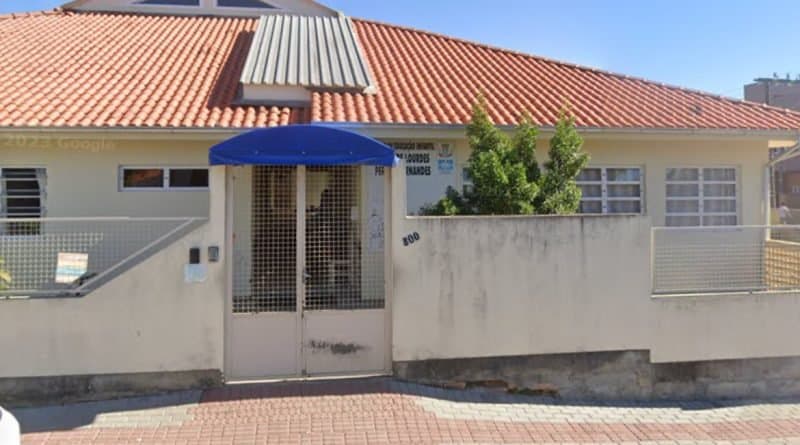 Aulas no Centro de Educação Infantil que alagou no fim de semana seguem suspensas