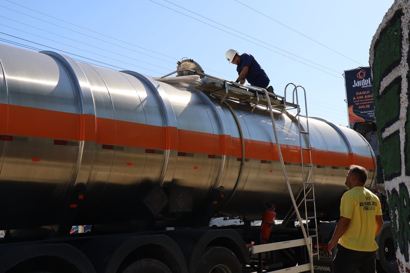 Três empresas de Tubarão enviarão quase 176 mil litros de água para o RS