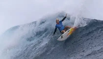 🥈  OLIMPÍADA: Tati Weston-Webb é prata no surfe após derrota para americana na final