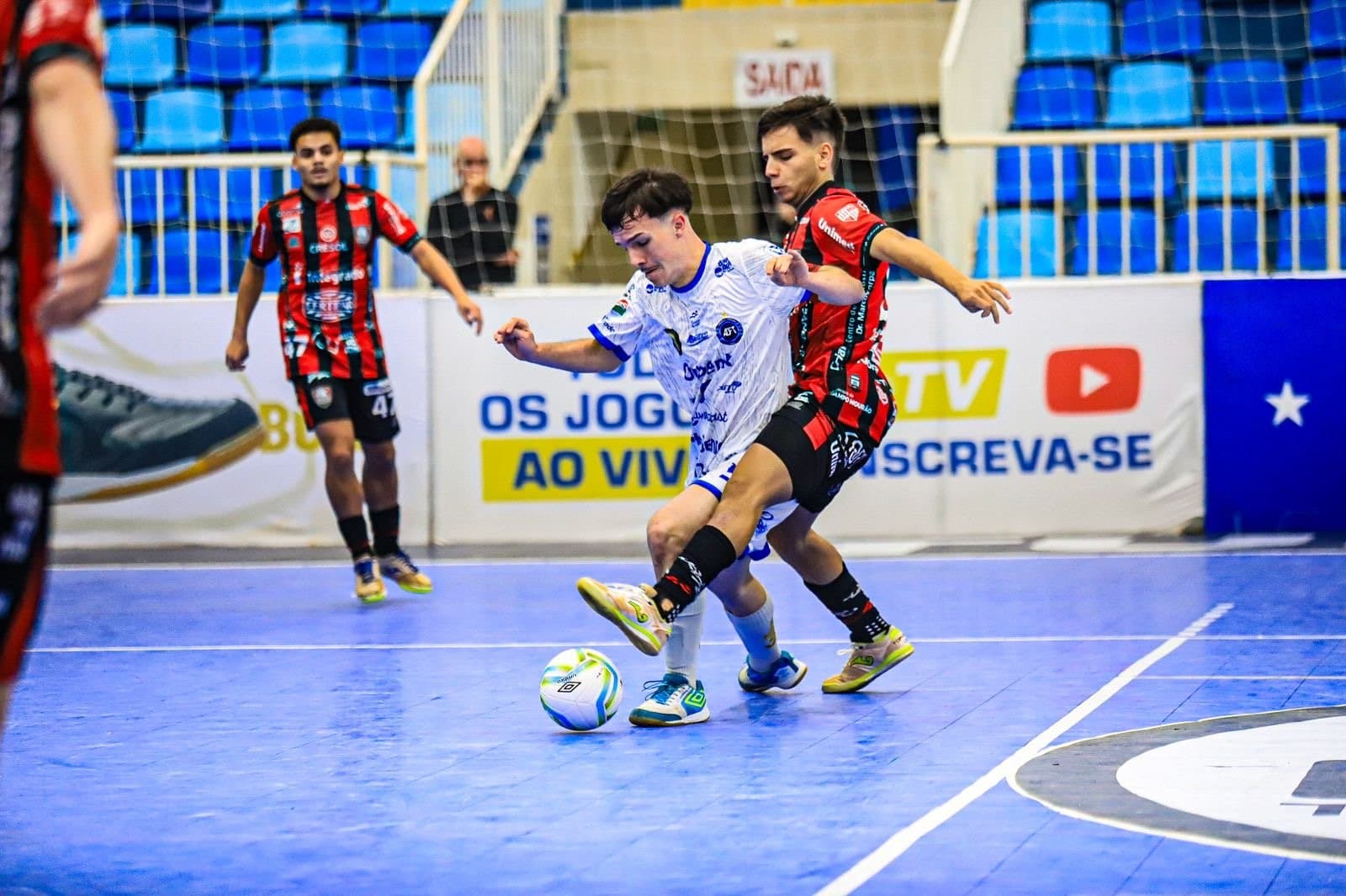 SUB-20: Tubarão/Criciúma Futsal empata na estreia em casa