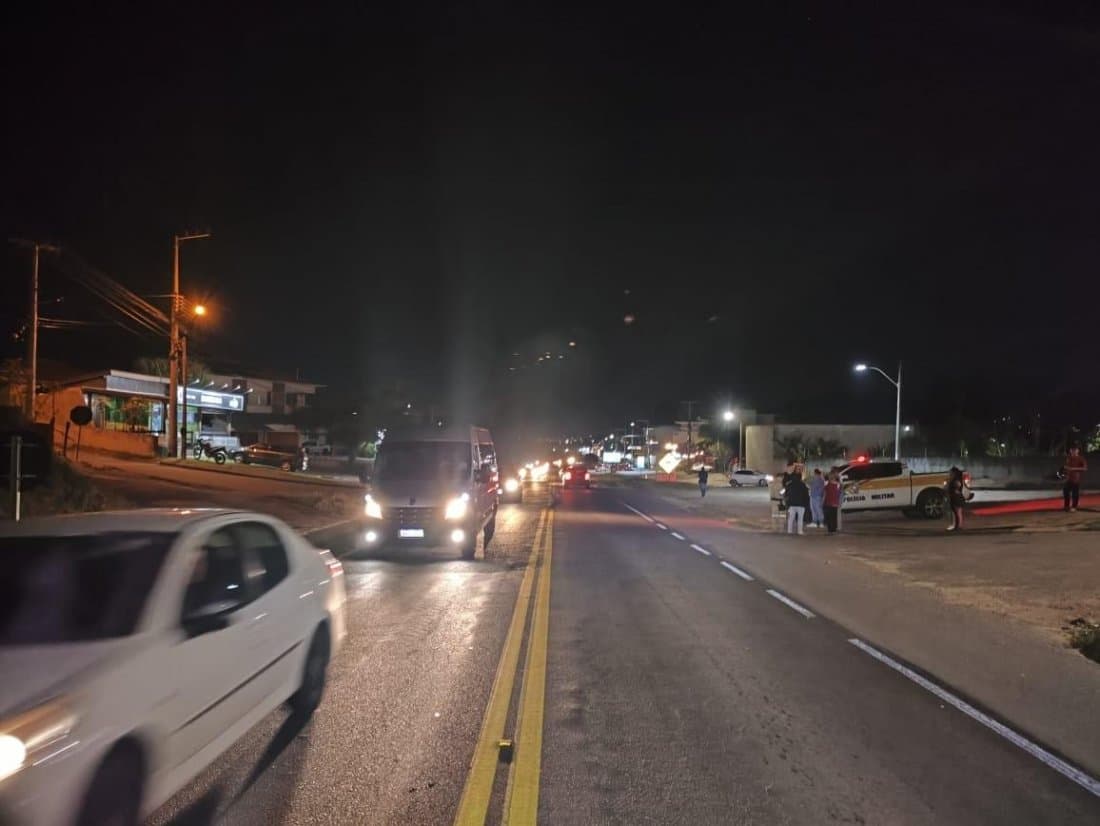 Idoso morre após ser atropelado no acostamento da SC-370