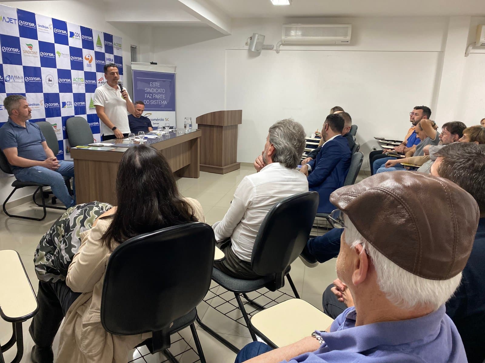 Ciclo de encontros do Conset com candidatos a prefeito é encerrado com Soratto