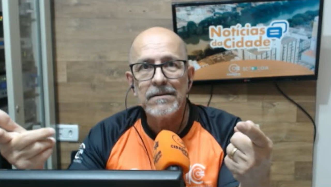 Justiça Eleitoral determina que Rádio Cidade exclua fake news sobre candidato a prefeito