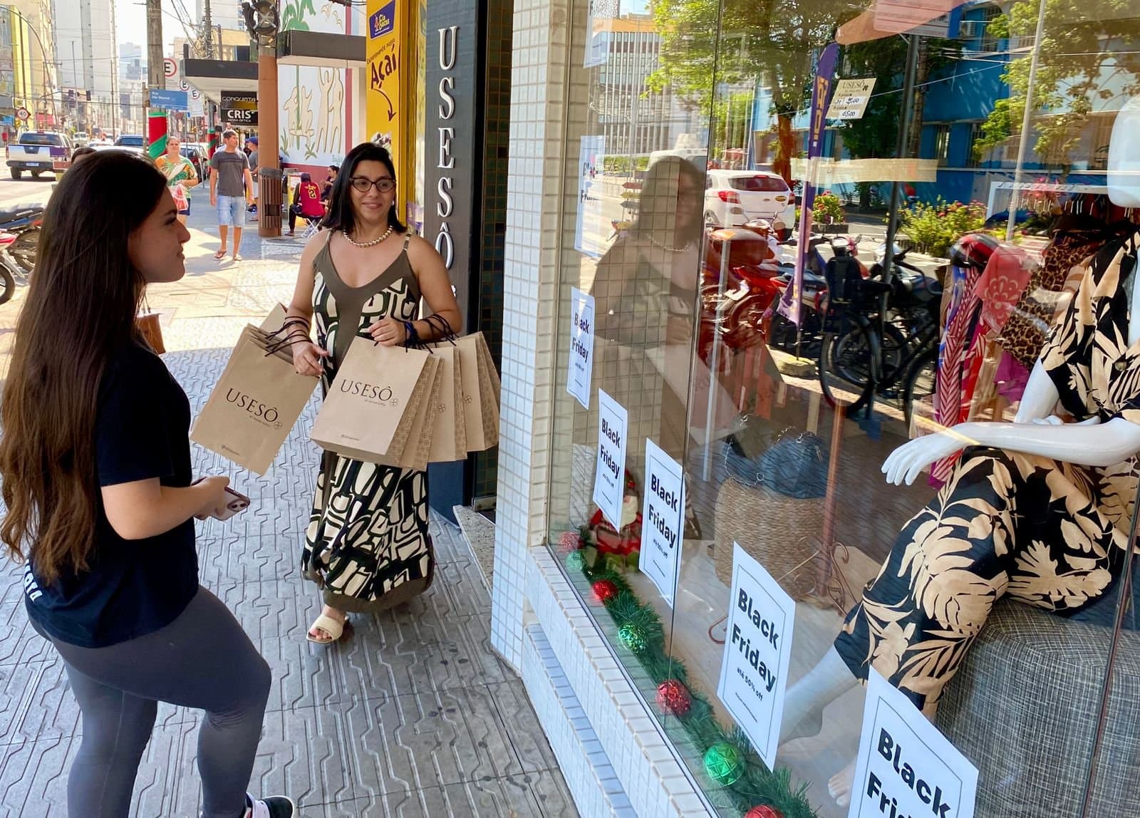 Comércio de Tubarão funcionará até as 22 horas na Black Friday