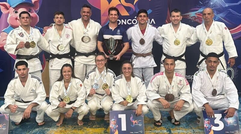 Judô de Tubarão é vice-campeão geral masculino dos Jogos Abertos de SC