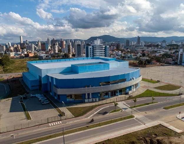 Prefeito, vice e vereadores eleitos de Tubarão serão empossados na noite de 1º de janeiro