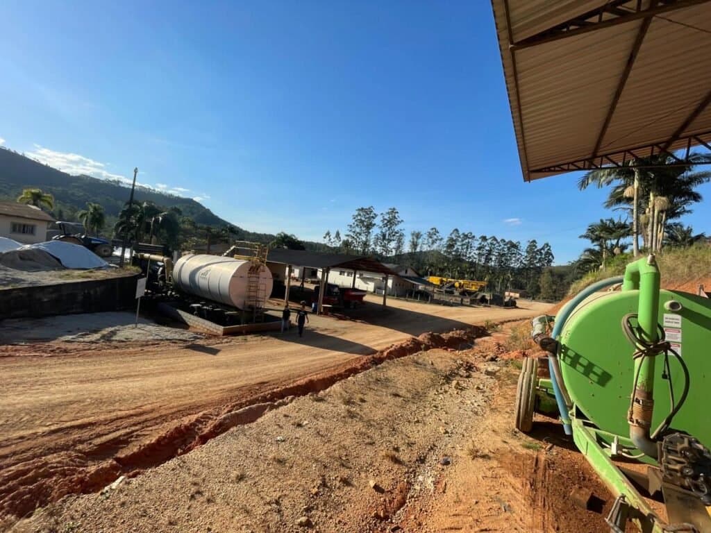 Ordem de serviço para obras da usina de asfalto da Amurel é assinada