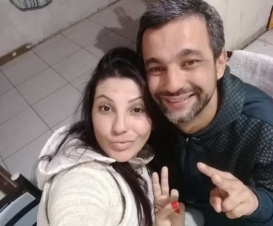 Marceneiro que esquartejou, carbonizou e enterrou o corpo da mulher no quintal é condenado a 17 anos de prisão