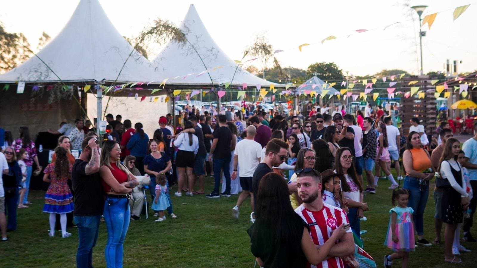 Festa Junina no Parque terá dança típica, quitutes e programação cultural neste domingo (15)