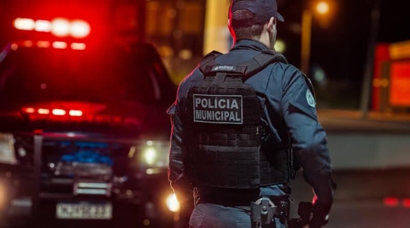 Fiscalização de escapamentos aborda 42 motocicletas, com seis autuações e duas remoções