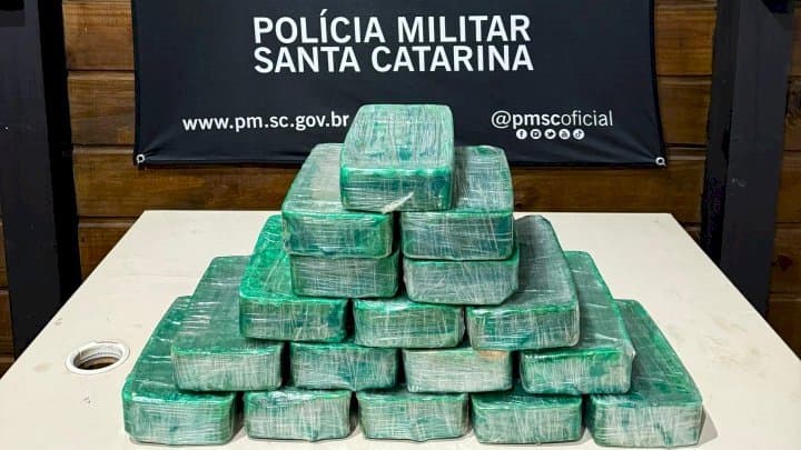 Mulher é presa com mais de 17 quilos de crack no Centro de Imbituba