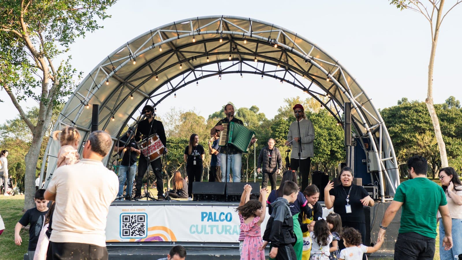 Domingo no Parque deste fim de semana tem música e teatro