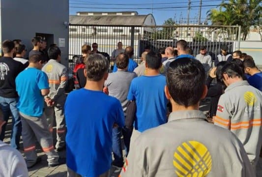 Servidores da Celesc entram em greve a partir desta segunda-feira (22)