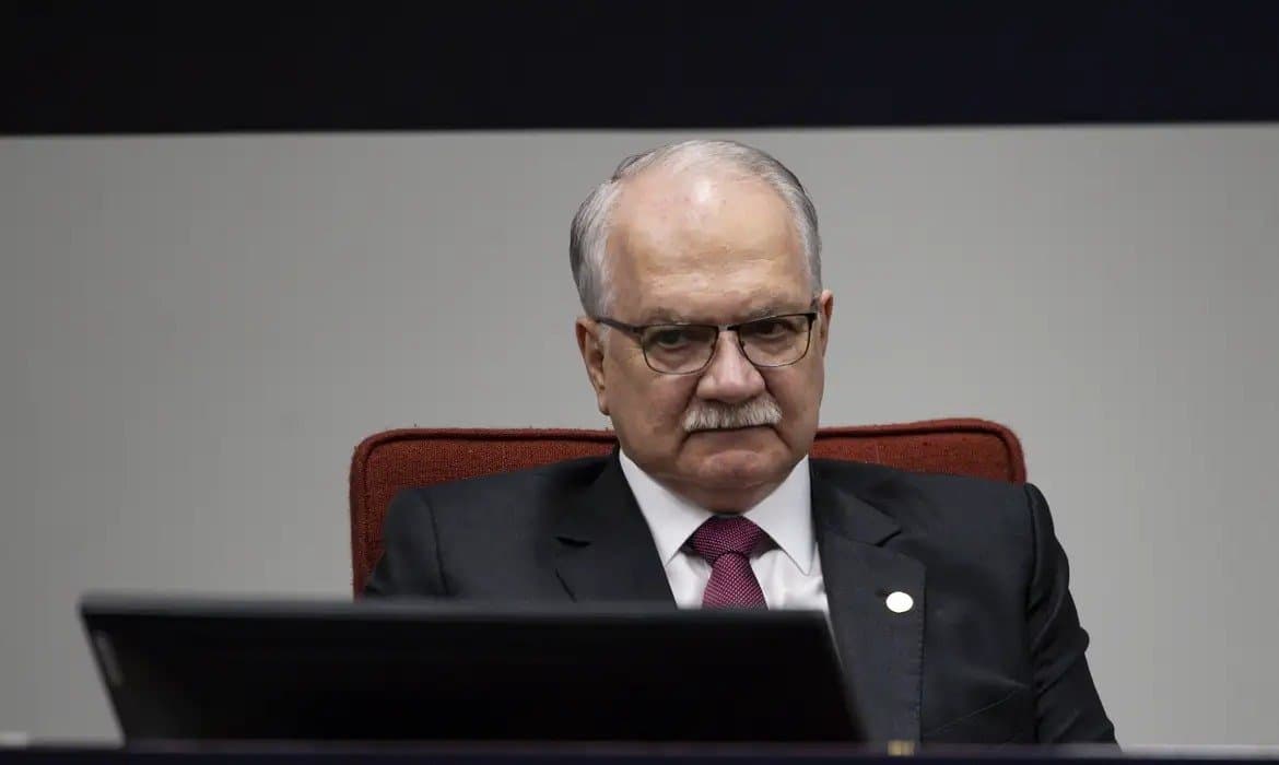 Fachin toma posse na presidência do STF nesta segunda