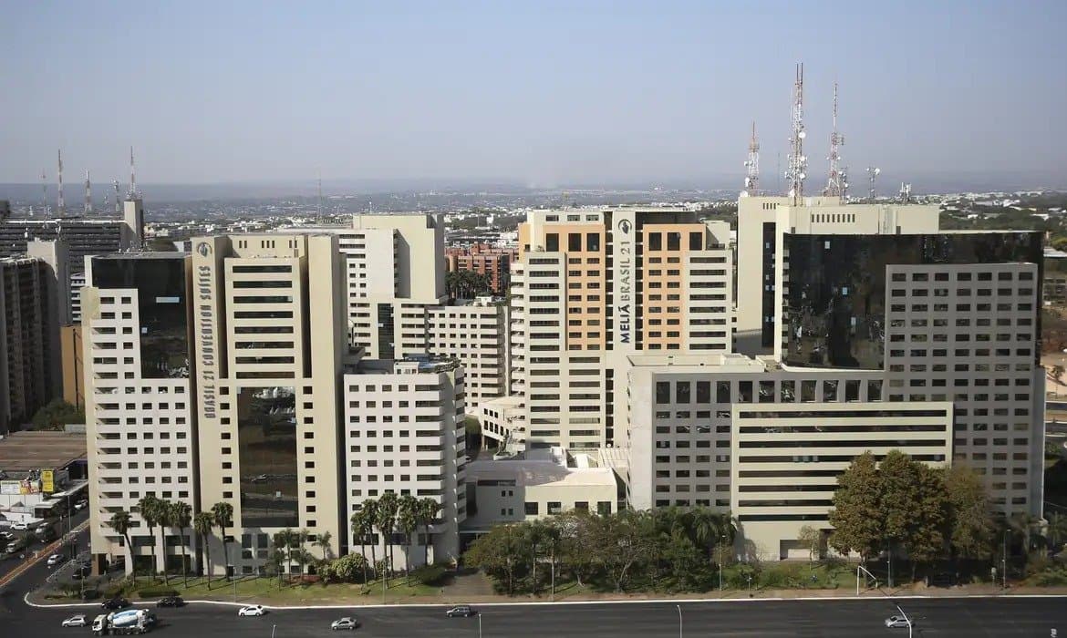 Turismo muda regras de check-in e check-out de hospedagens