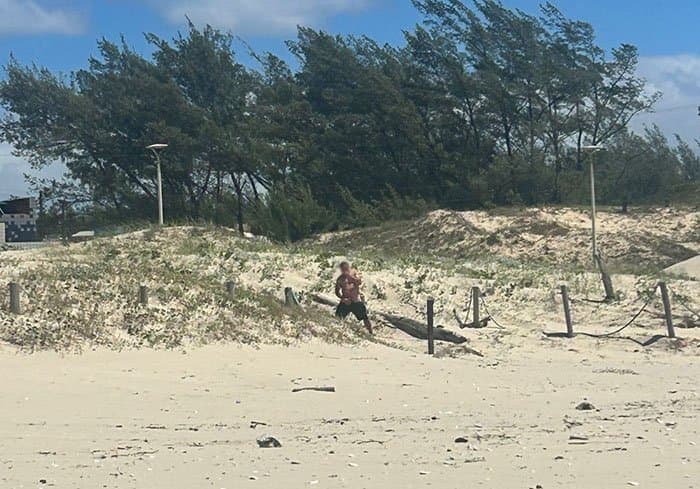 Mulheres denunciam caso de importunação sexual na praia do Mar Grosso