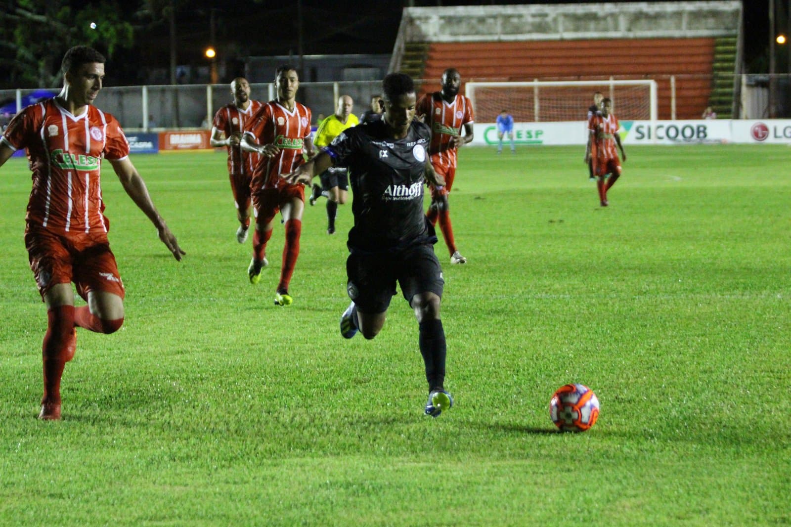 CATARINENSE: Hercílio Luz e Tubarão empatam e Peixe deixa a lanterna