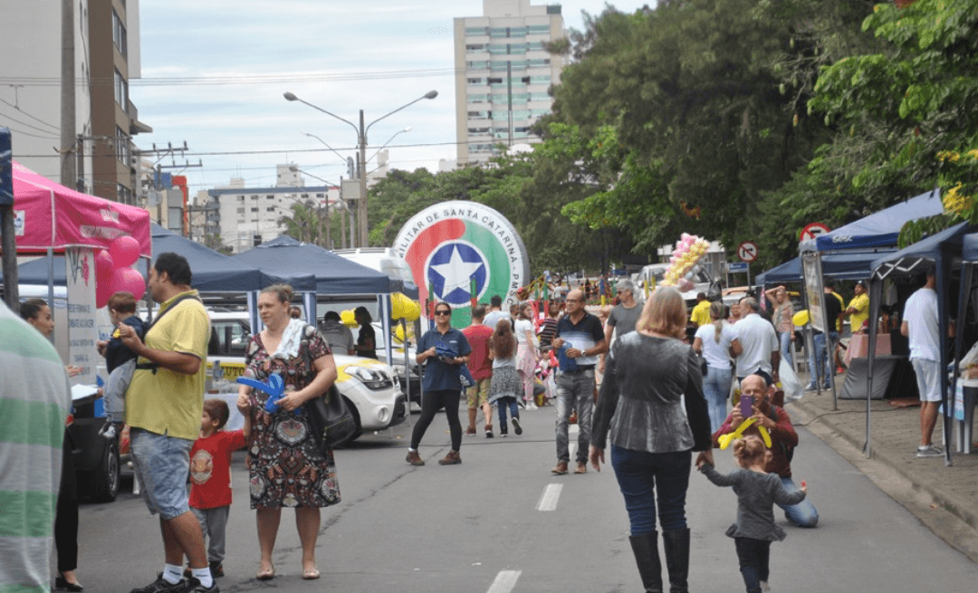 Comércio funciona em horário especial nesta sexta (7) e sábado (8)
