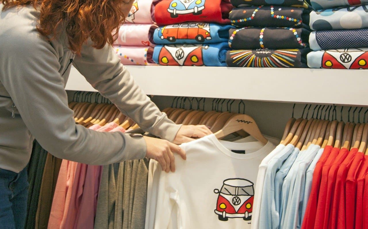 Vendas no comércio crescem 0,2% em agosto, após quatro meses de queda