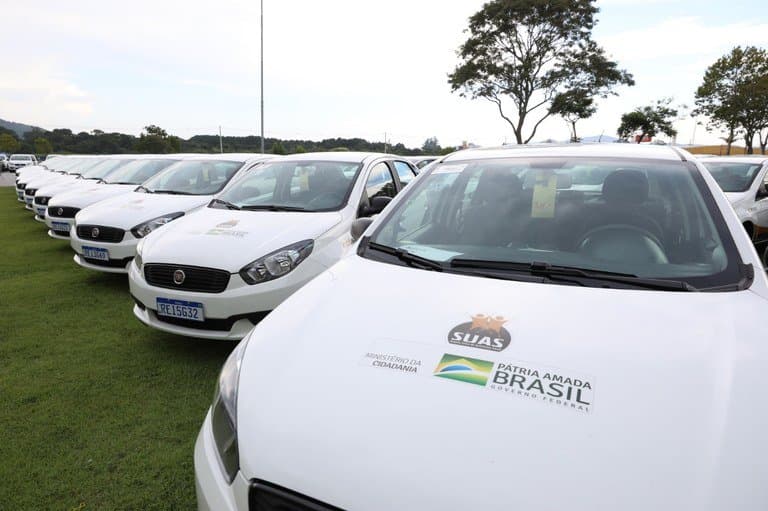 Tubarão recebe três veículos em evento com a presença do presidente Jair Bolsonaro