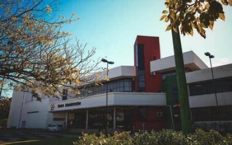 Justiça determina que Centro de Operações de Emergência em Saúde delibere sobre pedido de lockdown