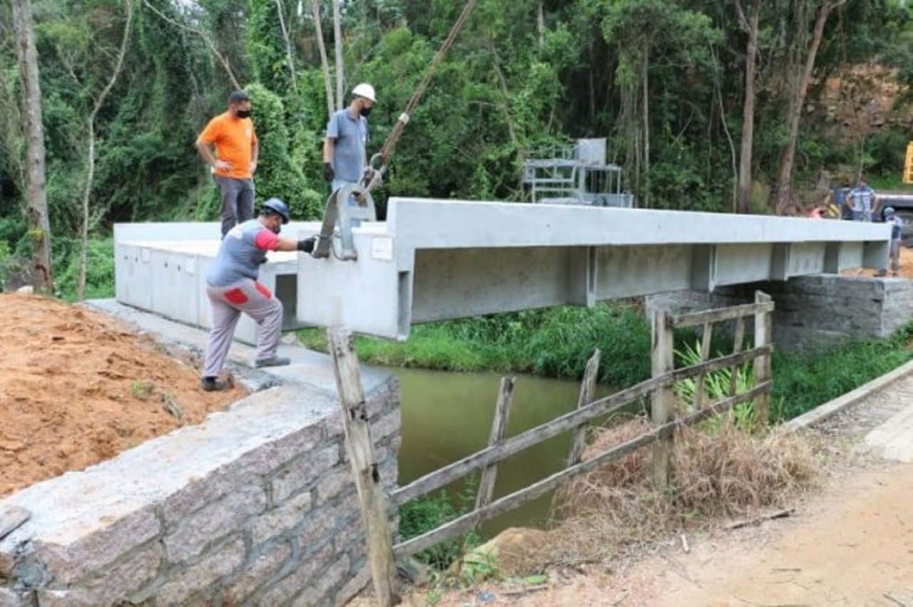 Governo do Estado instala mais dois kits de transposição em Tubarão