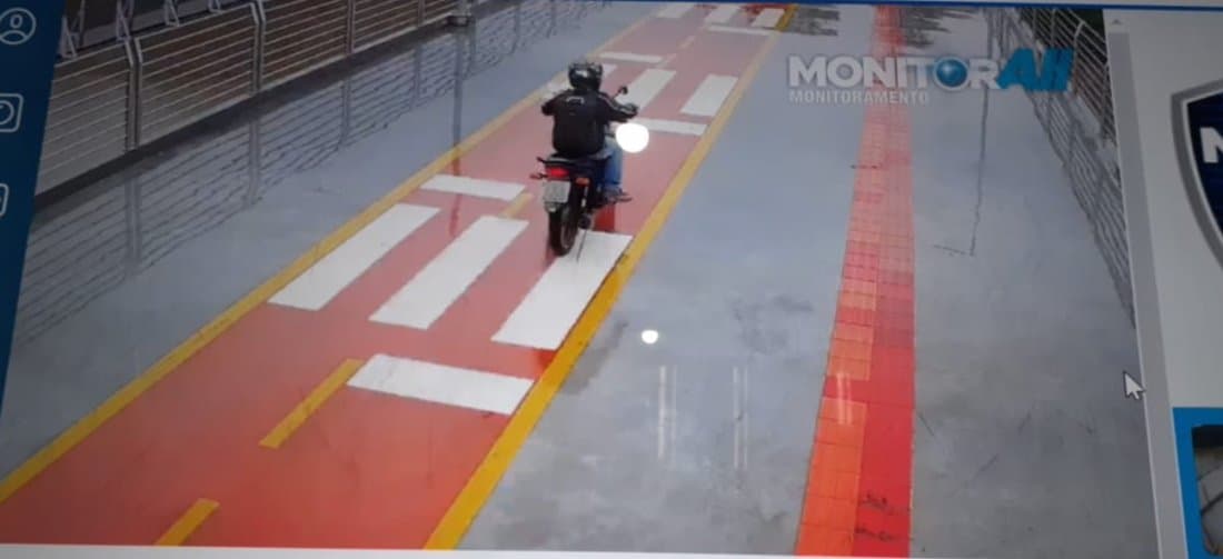 Guarda Municipal multa nove motociclistas que usaram passarela